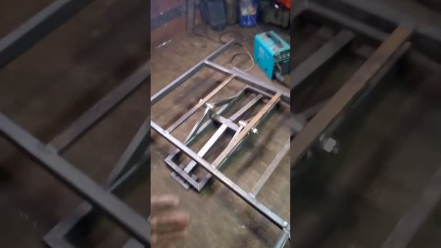 Варим раму на вездеход, подобие вездехода Лесник.