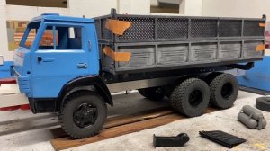 Собираю Камаз 55102 😉примеряю кузов, kamaz RC 1:12 dreiseitenkipper, sc
