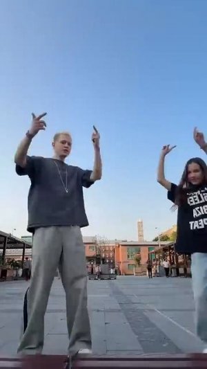 Как вам наша новая песня с VIKI Show? #vikishow