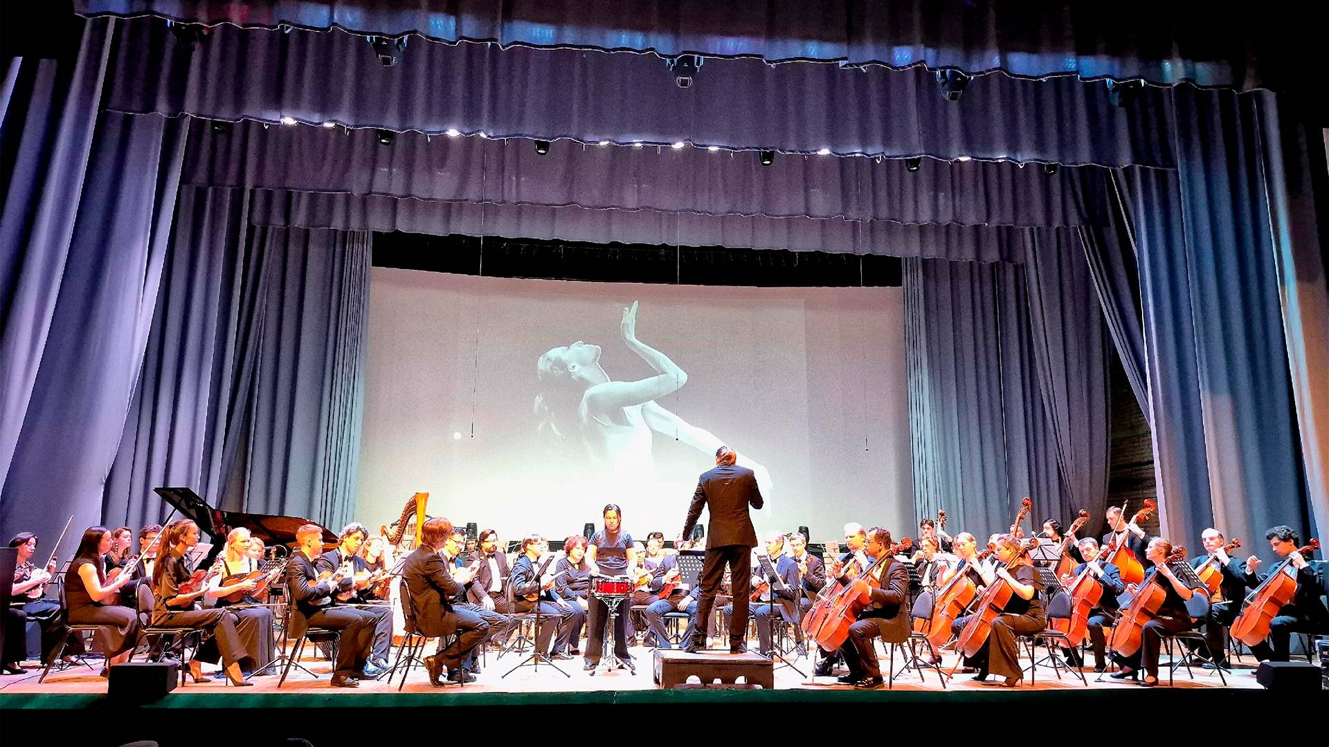 Открылся Фестиваль променад-концертов «Белые ночи в Дубне» 2025 смотреть онлайн