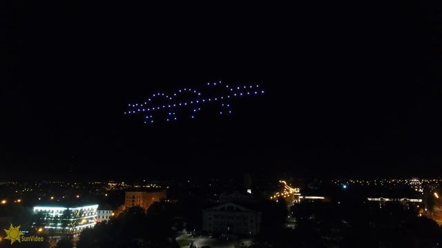 Шоу дронов в Мариуполе над драмтеатром. Аэросъемка 4К.