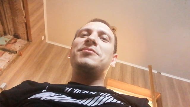 как Samsung увеличить количество продаж мониторов 32 дюйм?