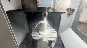 5 осевой фрезерный станок с ЧПУ инспекция в Китае