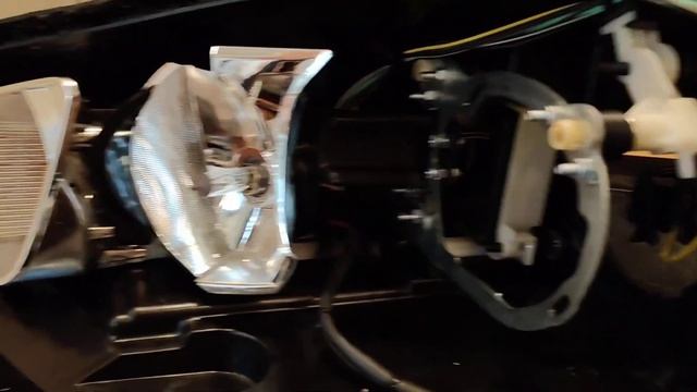 Киа Сид замена линз Hella 3r