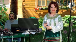 Молдавская певица Валентина, песня «Хмуриться не надо, Лада» (живёт в Москве, выезжает по России)