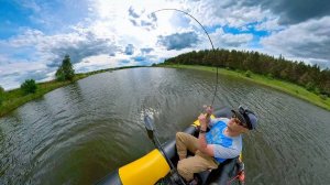 КАК НАЙТИ ЩУКУ без ЭХОЛОТА В НЕЗНАКОМОМ МЕСТЕ? ЛЕГКО! Рыбалка на СПИННИНГ - Ловля щуки летом