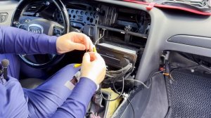 Встановлення магнітоли Teyes LuxOne  в Audi A4 B8.