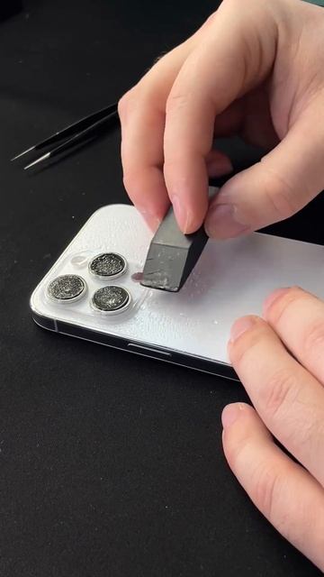 В отличие от массивных чехлов, полиуретановое покрытие Bronoskins не искажает внешний вид устройства смотреть онлайн