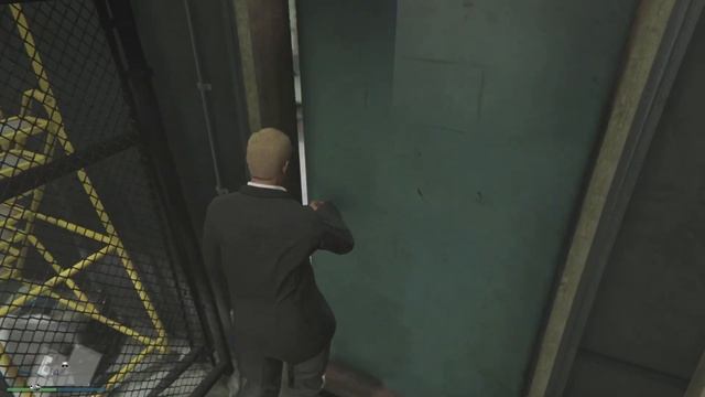 10 лучших вещей, которые нужно купить в GTA Online смотреть онлайн