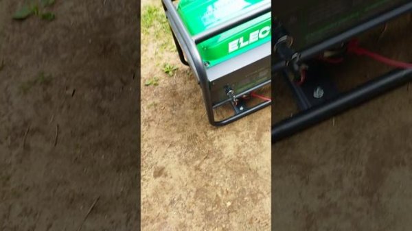 Работа бензогенератора ELECTROLITE EL-999 PRO.mp4