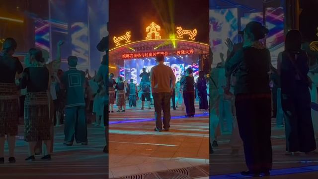 Уличные танцы.💃🕺 Китай 2025.