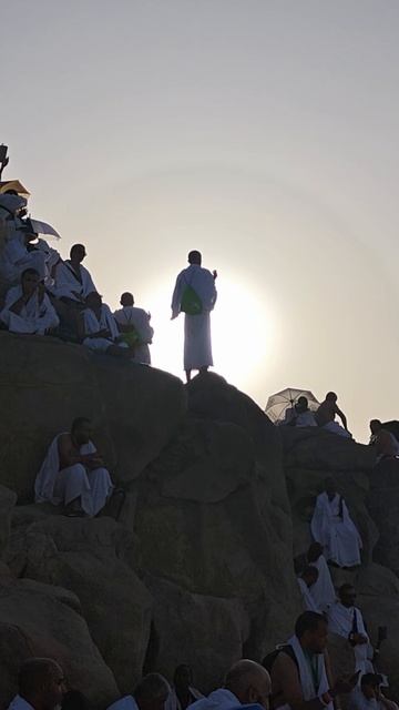 День Арафа в 2025 году: участники "Хадж Керим" среди паломников со всего мира смотреть онлайн