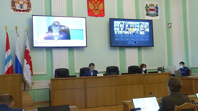 Надписи на заборах и покрышки обсудили сегодня депута