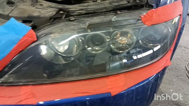 Результат химической полировки фар на Мазде 6