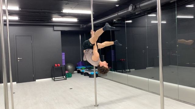 Развиваю навыки Pole Dance / Pole Sport || Пилонный спорт для бегунов на длинные дистанции :) смотреть онлайн