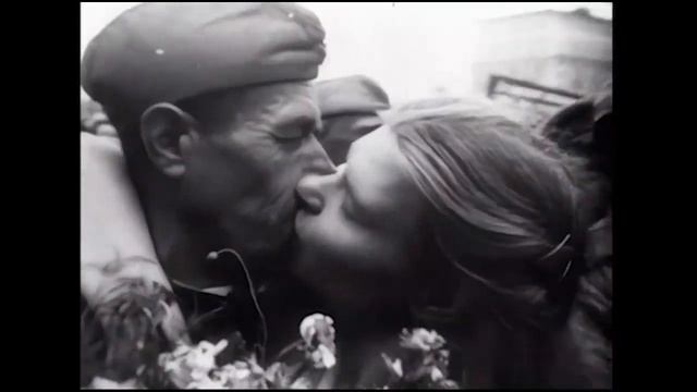 Неизвестный солдат. Мощная песня. /стихи Семёна Быкано