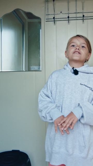 Рум-тур по лагерю под вулканом