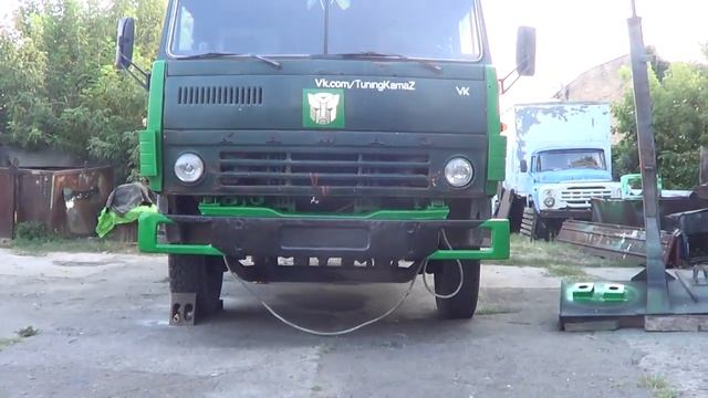 покрасил бампер передний КамАЗ - Painted Front Bumper KamAZ