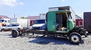 Выкатили на улицу. Задняя пневмо подвеска ЗИЛ Бычок.