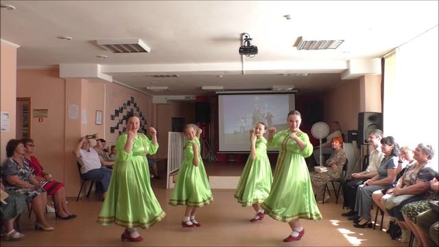 г.Ачинск. ЦДПЛ."Краски лета" Вокальная студия Доримифасолька, танцевальный коллектив Утренняя звезда смотреть онлайн