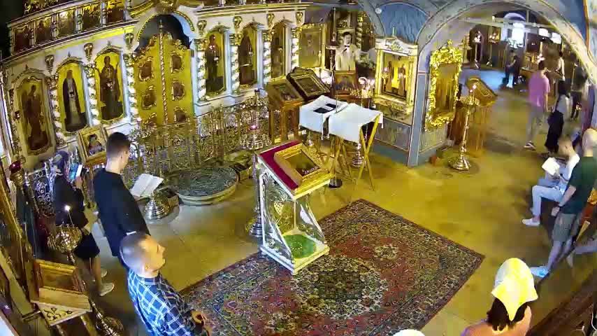 Молебен с акафистом Блгвв. кнн. Петру и Февронии. Храм Успения в Путинках. смотреть онлайн