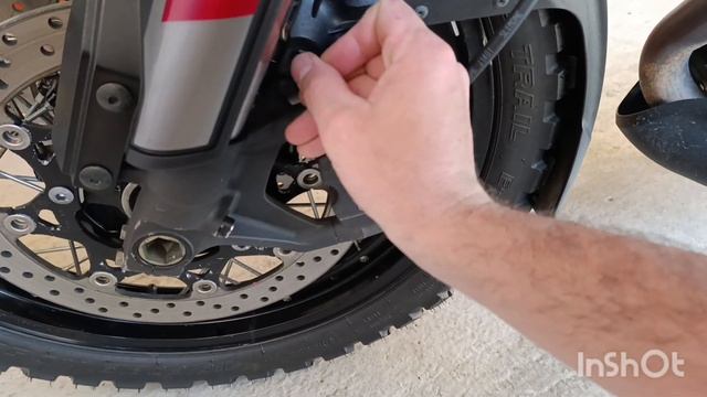 Замена пыльника цилиндра сцепления Suzuki DL1000XT V- Strom.