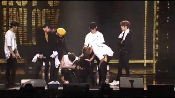 GUIDE to Stray Kids. История группы.