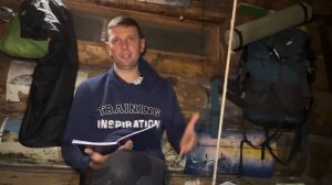 Нашли землянку в горах. Заночевали и спрятались от непогоды