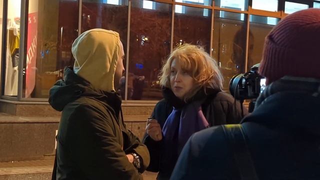 Работа мастеров скоростных продаж на территории смотреть онлайн