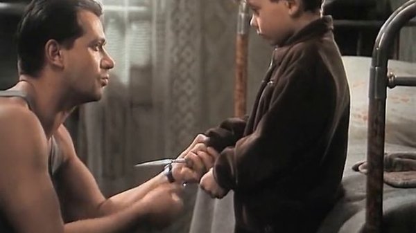 Вор, 1997 — смотреть фильм онлайн в хорошем качестве