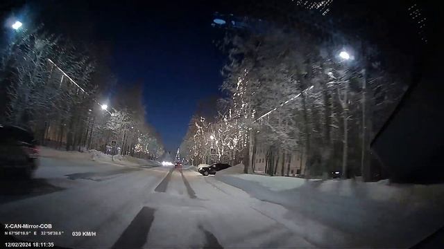 X-CAN Mirror COB WiFi Duo. Поздним вечером.