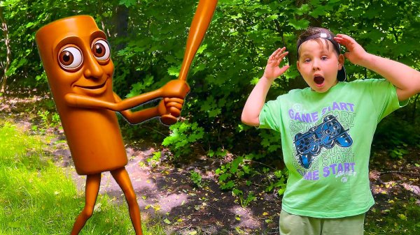 ТУНГ ТУНГ ТУНГ САХУР пришел на детскую площадку Брозаврики играют в реальной жизни