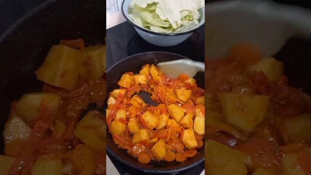 Тефтели😋 с овощами в духовке👍👍👍