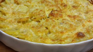 Мясо под картофельной шубой, простой ужин в духовке