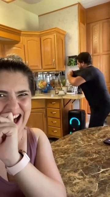 Вот так люди и разводятся