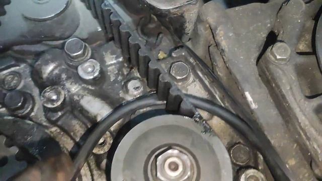 как заменить датчик коленвала на Митсубиси не снимая ? смотреть онлайн