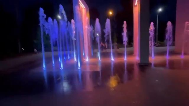 Фонтаны Киева. Парк Партизанской славы !