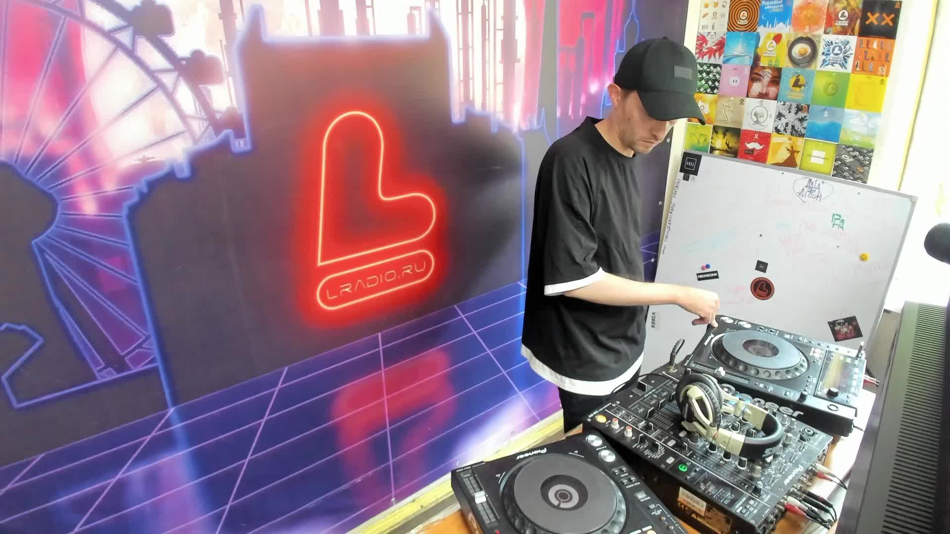 Живые игры 06.06.25 смотреть онлайн