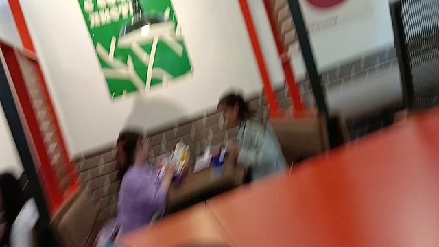 купили с ростиком Чикен Бургер в бургер кинге смотреть онлайн