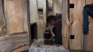 Землянка в лесу. Сауна затоплена. Гости натворили дел. Грибной суп с салом