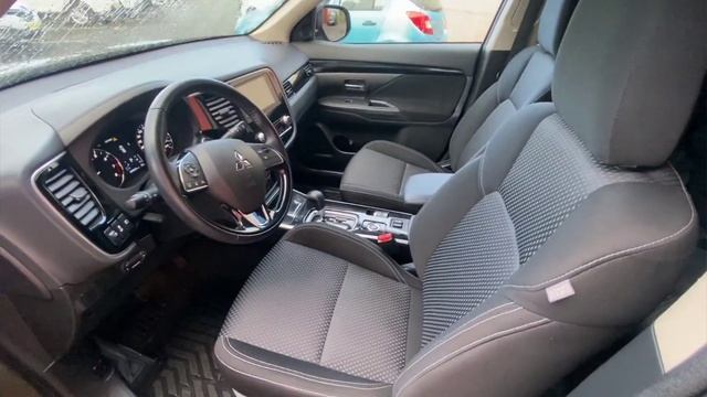 Mitsubishi Outlander '2021 III Рестайлинг 3 смотреть онлайн