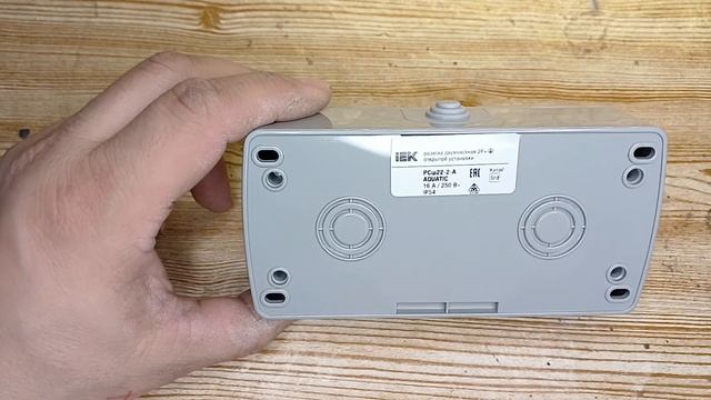 Что выбрать? Большой обзор накладных розеток IP44, IP54.