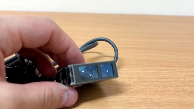 Оптический датчик Omron E3S-CL2 смотреть онлайн