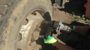 колёсные гайки грузовиков