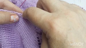 Набираем петли на рукав с проймы и ростка.