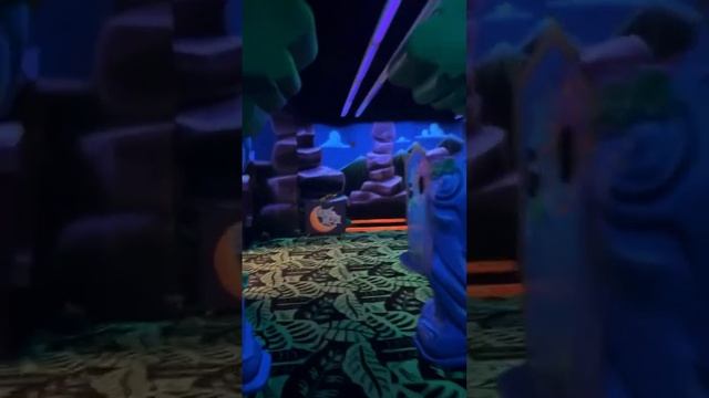 Крытый аквапарк в Лос Анджелесе!