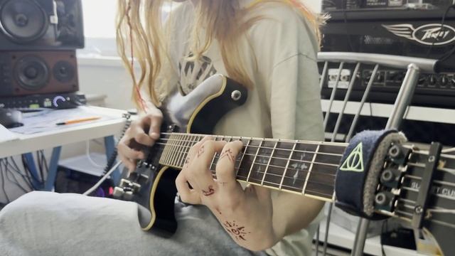 Контент от моих студентов: [Sanitys Fall] Singular · Steve Gabry (Guitar Cov смотреть онлайн