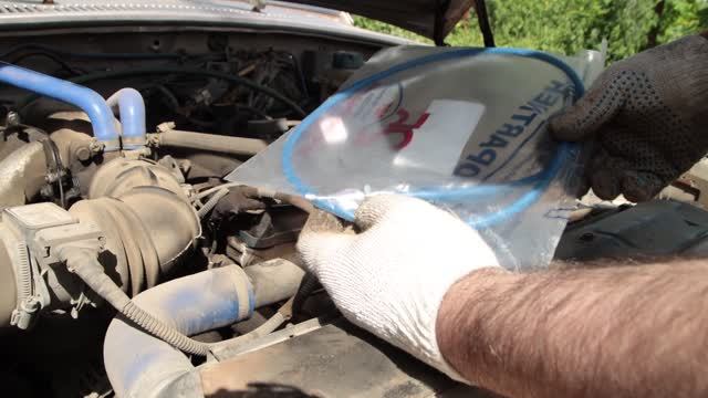 ГАЗ 31105 ЗМЗ 406 Инжектор Замена газового тросика акселератора смотреть онлайн