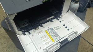 HP Color Laser 150a дублирует изображение!!