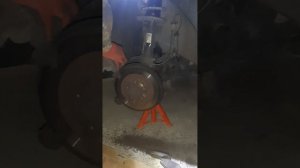 Замена передних колодок VW Polo 2020 лифтбек